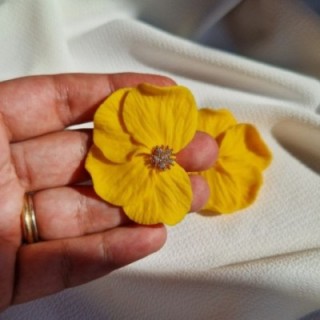 Media Flor Amarilla 1